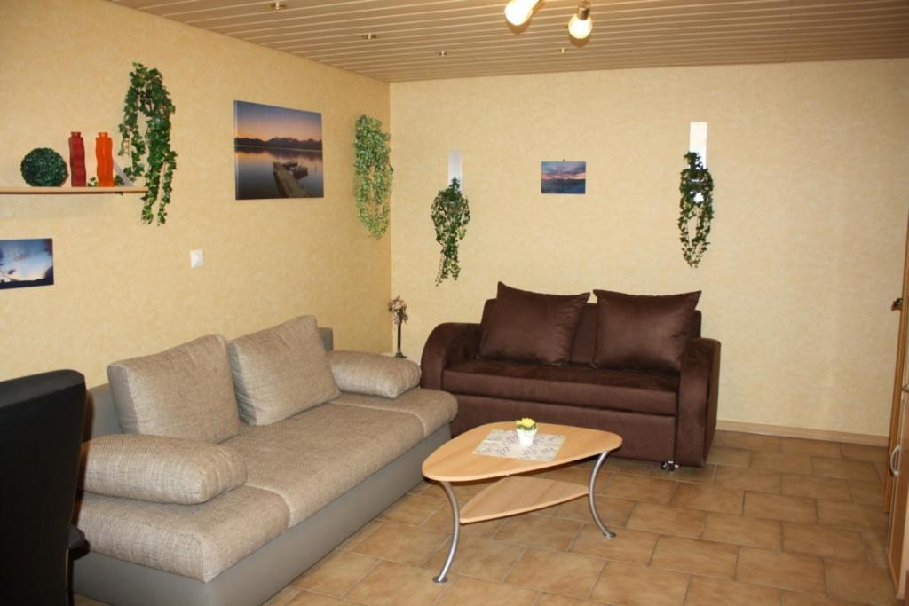 Monteur-/und Ferienwohnung Diehl Asslar Exterior foto