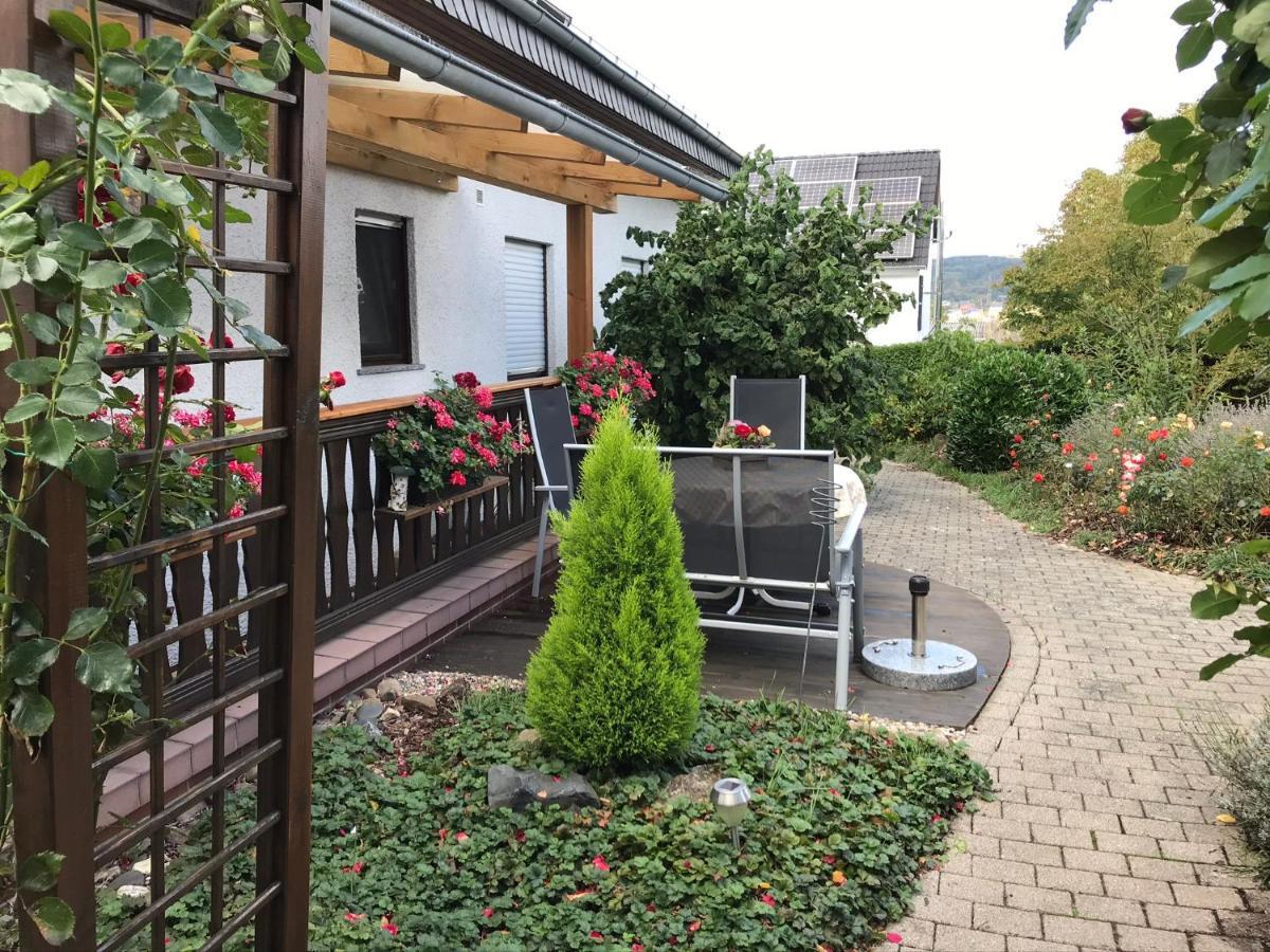 Monteur-/und Ferienwohnung Diehl Asslar Exterior foto